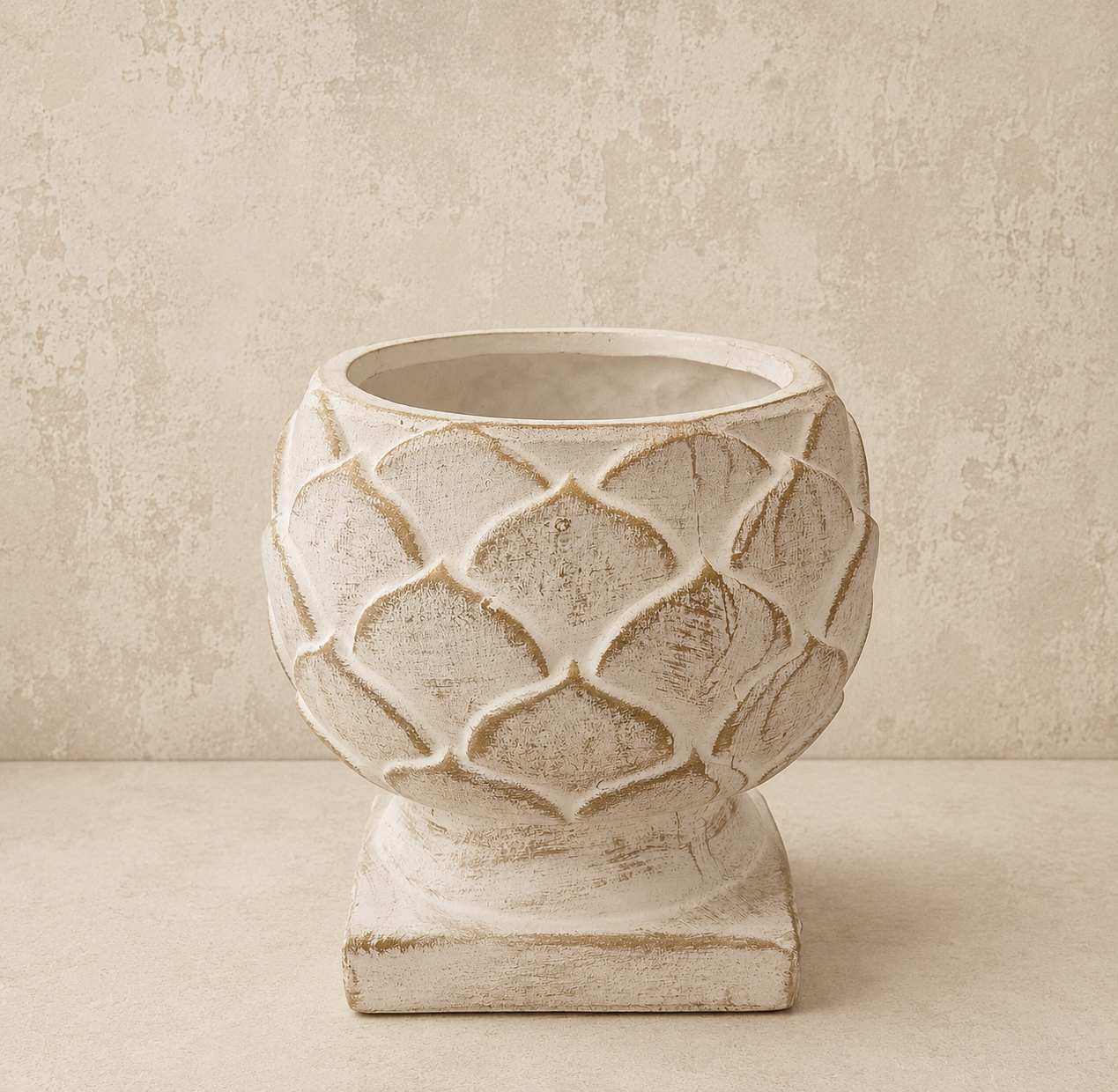 4ca20f_f88b612950b043dfa076560ac79fb623mv2.png Grand pot de fleurs blanc effet vieilli